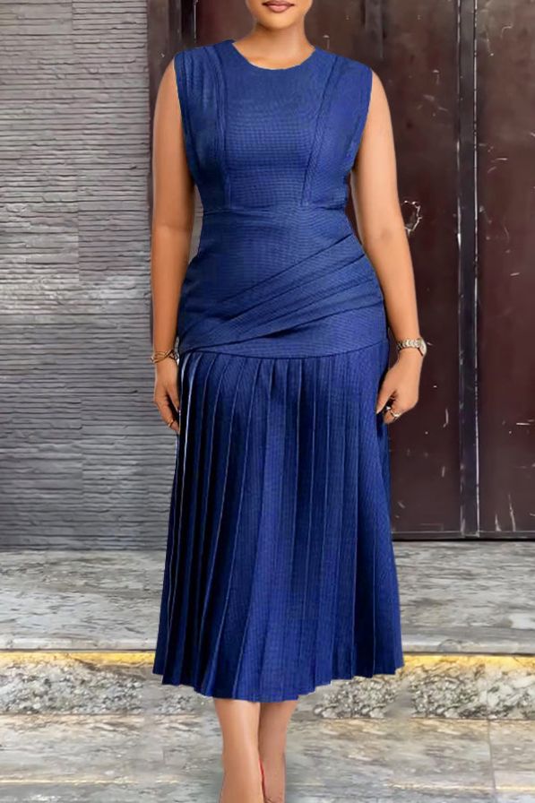 Elegant Round Neck Ruched Hem Midi Dress Elegant Round Neck Ruched Hem Midi Dress